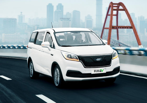 400KM चंगान इलेक्ट्रिक कार Auchan Kochan MPV 5 दरवाजे 7 सीटें