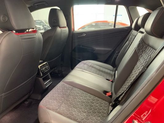 ID4 X 2023 VW EV कार 425-607KM हाई स्पीड SUV 5 दरवाजे 5 सीटें