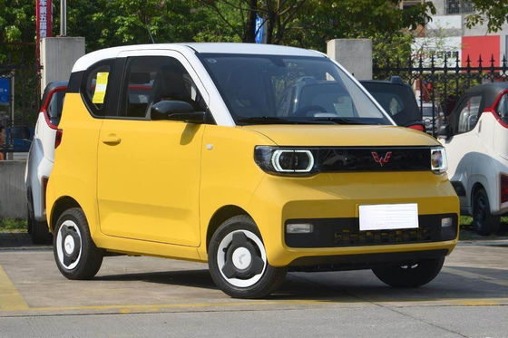 Pure Electric Gm Wuling Mini Ev 120-170KM कॉम्पैक्ट आकार आसान पार्क