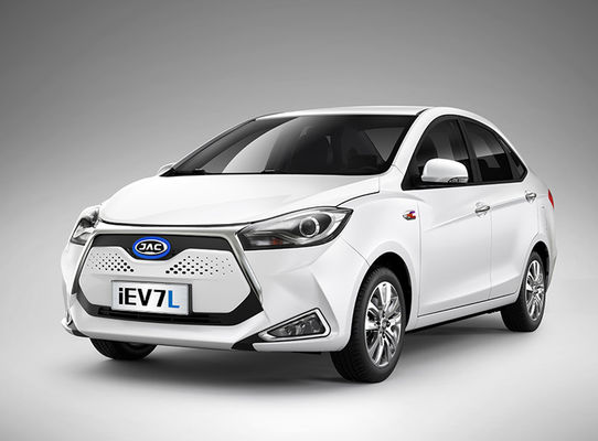 4 दरवाजे 5 सीट्स JAC इलेक्ट्रिक कार 320KM JAC IEV7L छोटी Ev कार