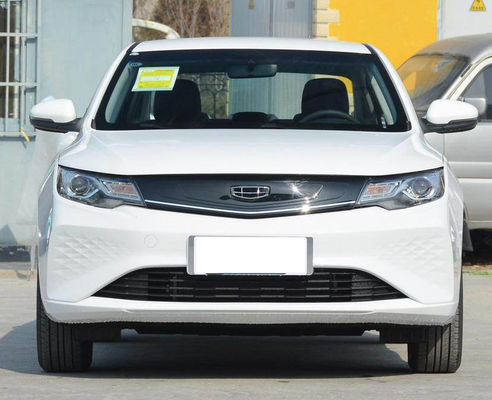 Dihao Ev Geely सेडान इलेक्ट्रिक कार 421KM 4 दरवाजे 5 सीट 0.5 घंटे त्वरित चार्ज
