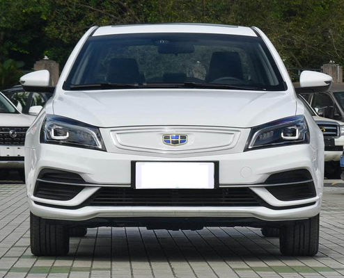 Dihao Ev Geely सेडान इलेक्ट्रिक कार 421KM 4 दरवाजे 5 सीट 0.5 घंटे त्वरित चार्ज