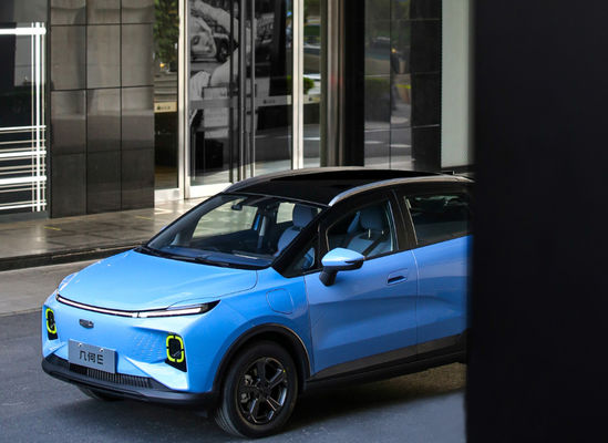 ज्यामिति ई छोटी SUV EV कारें 320-410KM लक्ज़री इलेक्ट्रिक SUV 60kw