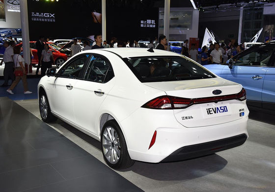 JAC IEVA50 जियानघुई 2020-2021 ऑटो इलेक्ट्रिक वाहन 350-402KM 4 दरवाजे 5 सीटें