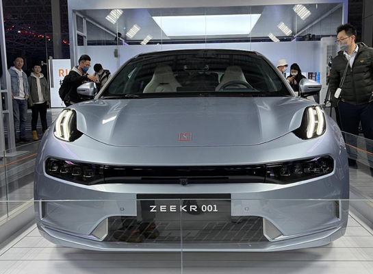 Zeekr 001 सिल्वर 2023 प्योर ईवी कार 546-1032KM लंबी रेंज हाई परफॉर्मेंस